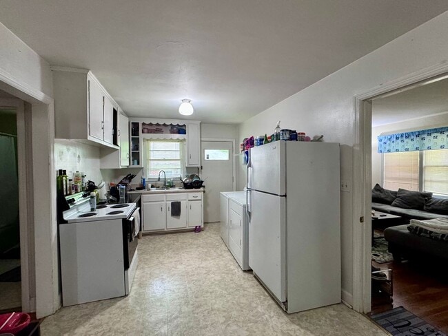 Photo - 405 Smith Ave
