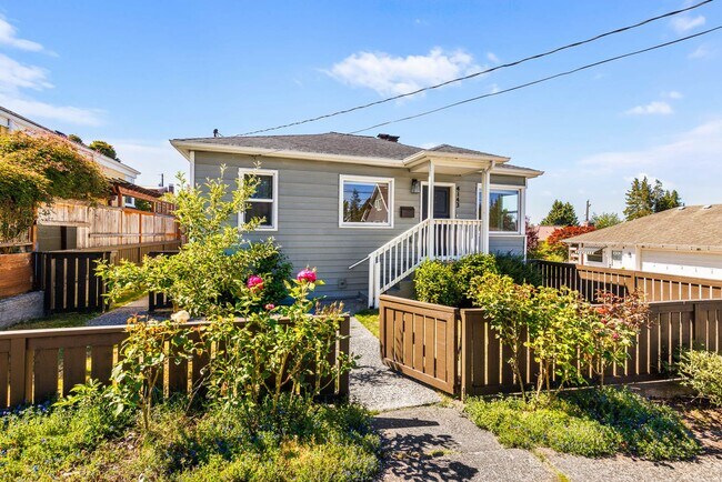 Photo - 4143 SW Kenyon St