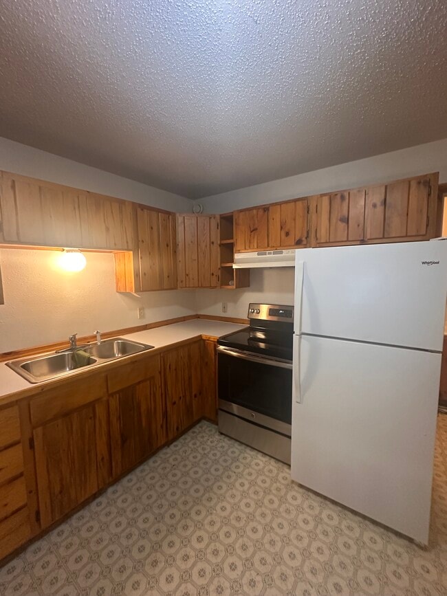 Photo - Blue Ox Apartments Unit 8