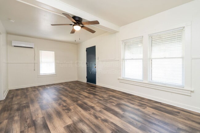 Photo - 1160 S Richmond Ave