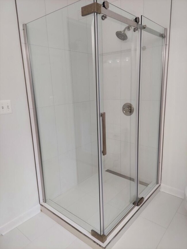 Photo - 4710 Rosedale Ave Unit First Floor