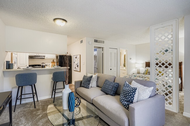 Building Photo - Countrywood