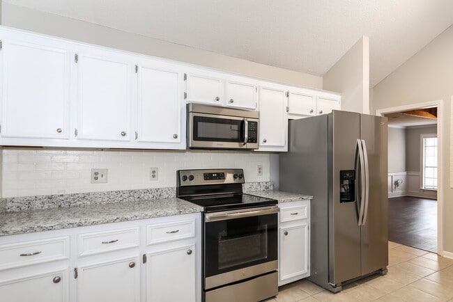 Photo - 7159 Eastover Blvd