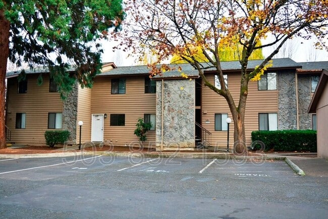 Photo - 20125 SW Tualatin Valley Hwy Unit 3