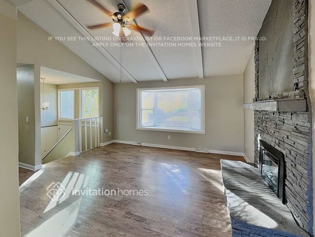 Photo - 10941 Albion Dr