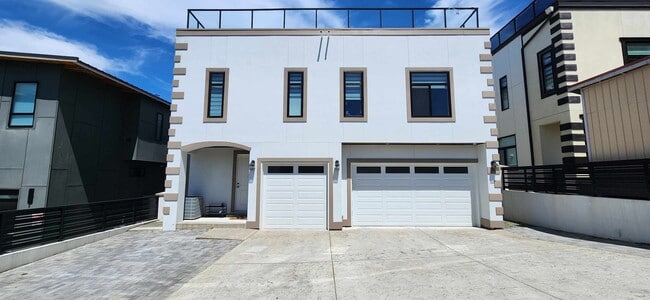 Photo - 1129 N 33rd Plz