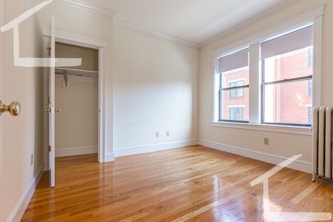 Photo - 1332 Commonwealth Ave
