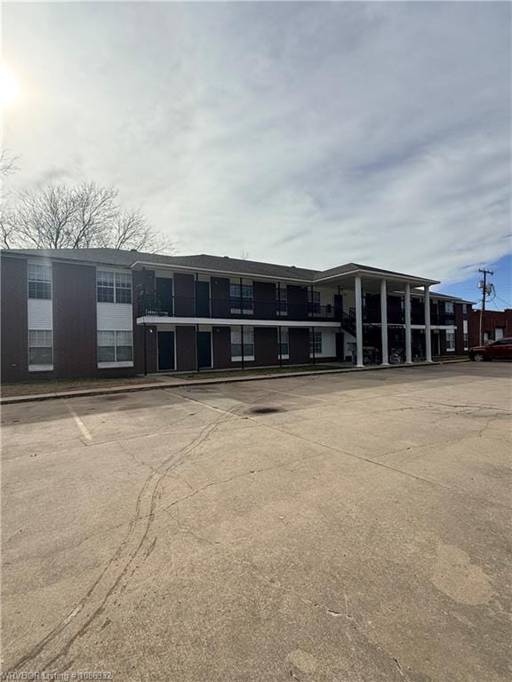 Building Photo - 201 S Ash