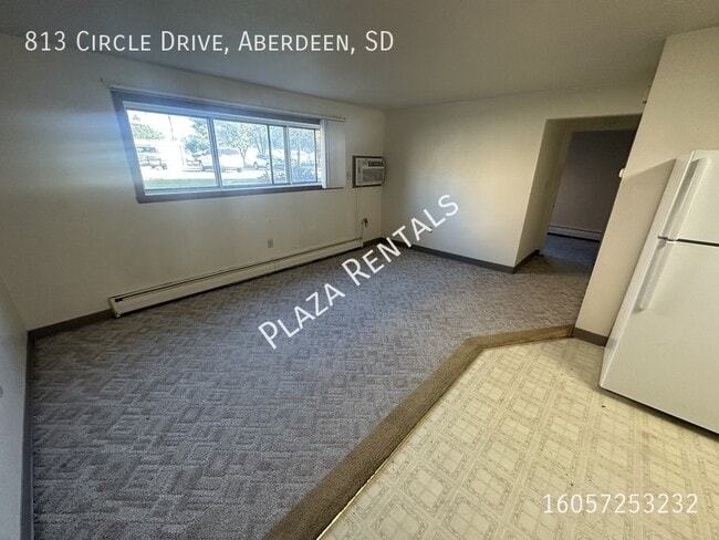 Building Photo - 2119 4th Ave SE Unit 10