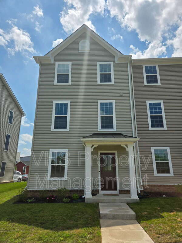 Building Photo - 3201 Jefferson Blvd Rental