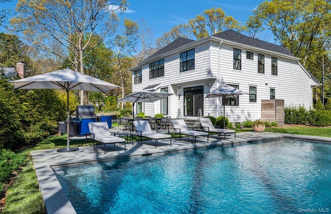 Photo - 17 Bayview Rd W