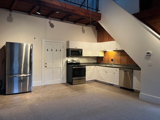 Photo - 10 State St Unit 310