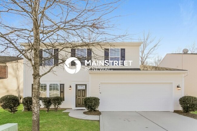Building Photo - 3 Bedroom Pet-Friendly Home in Charlotte, NC with Main Street Renewal