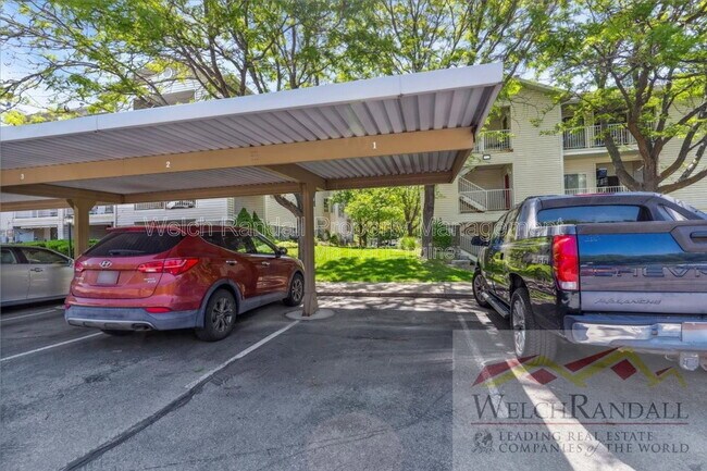 Photo - 3831 S River Run Wy Unit 1