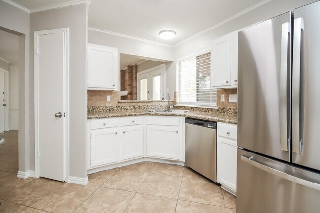 Photo - 1715 Windy Knoll Dr