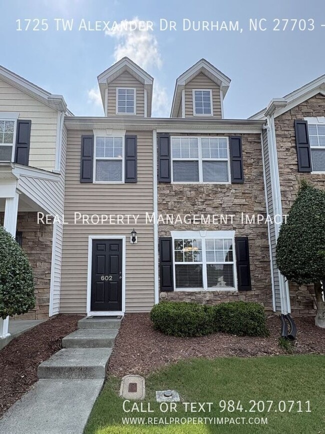 Photo - 1725 TW Alexander Dr