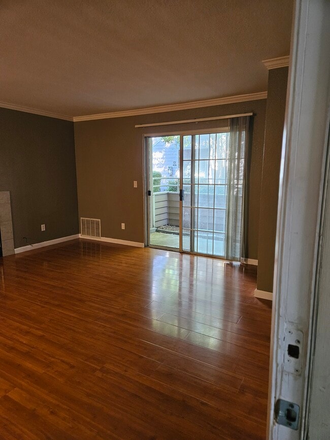 Photo - 11150 Trinity River Dr Unit 137