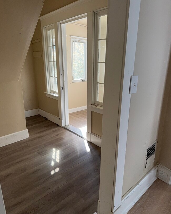 Photo - 813 Campbell Ave Unit 813 Campbell ave 2nd