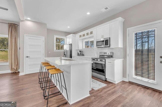 Photo - 115 Griffin St NW
