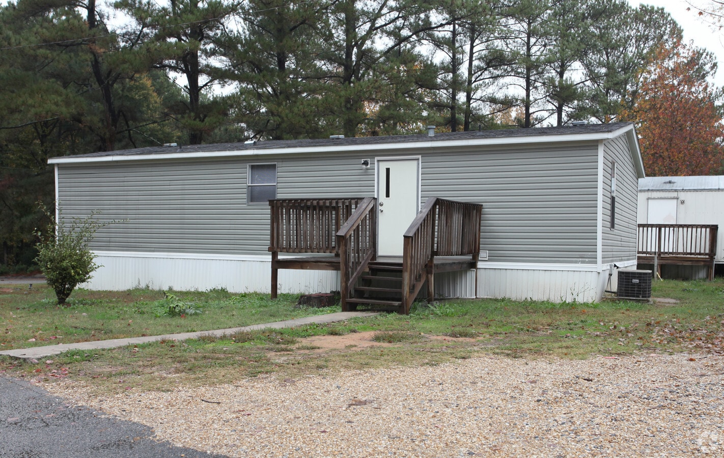 Photo - Edmondson Mobile Home Park