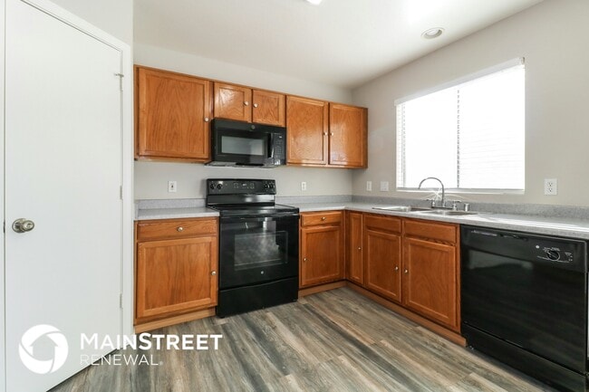 Photo - 11825 W Altadena Ave
