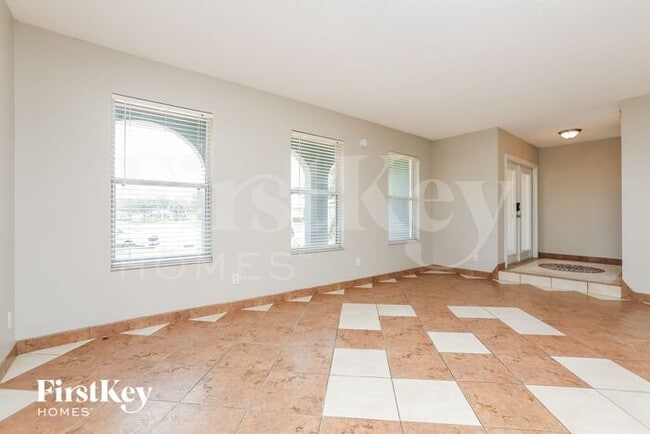 Photo - 12 Heritage Cove Ct