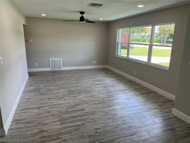 Photo - 434 El Dorado Pkwy E