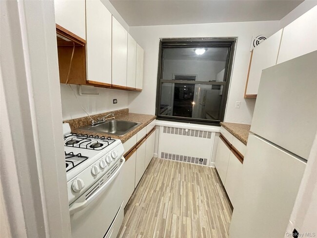 Photo - 17 Rockledge Rd Unit 2B