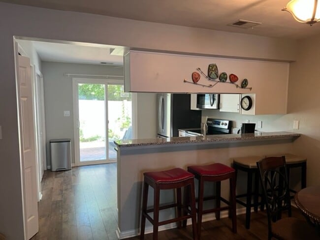 Photo - CHIC'S BEACH