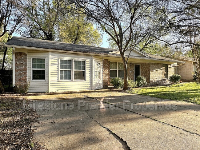 Photo - 218 Kansas St