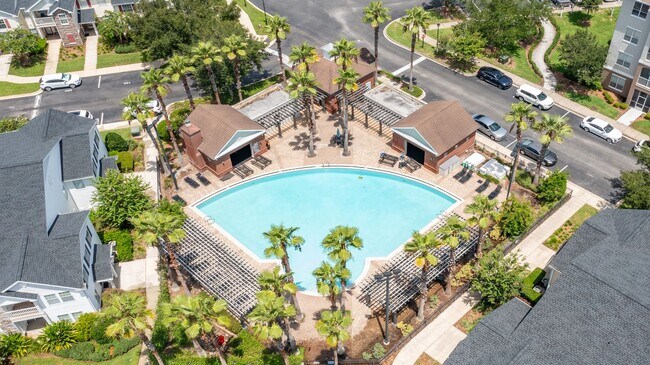 Photo - Adorable updated 1st floor condo Unit 1302