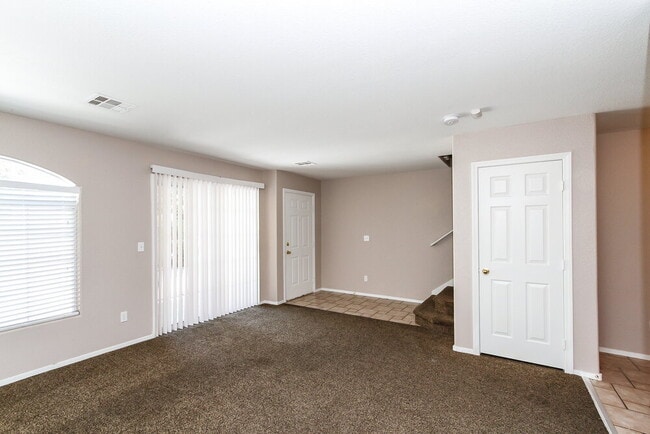 Photo - 5450 Mercantile St