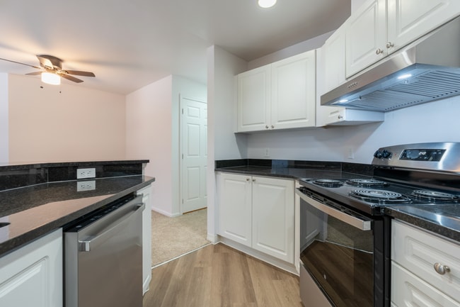 Photo - Bellevue Heights Apartments