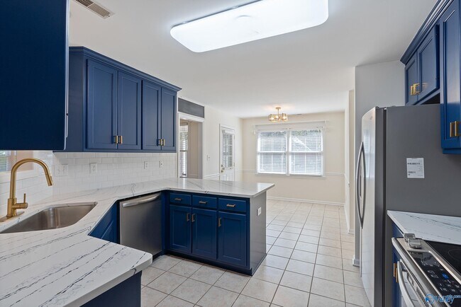 Photo - 231 Jarrett Ln