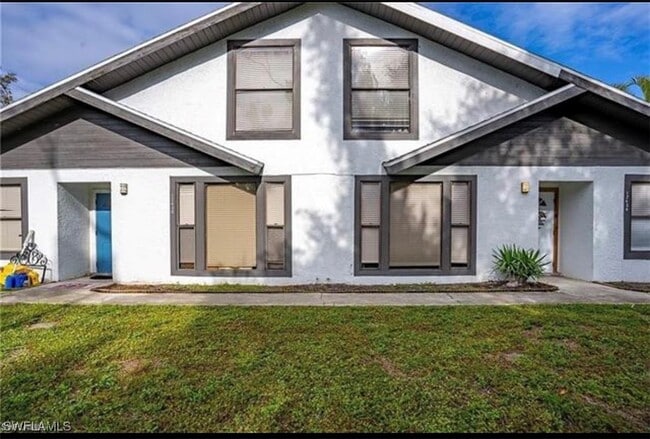 Building Photo - 17430 Dumont Dr Rental