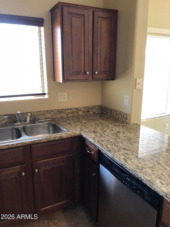 Photo - 14000 N 94th St