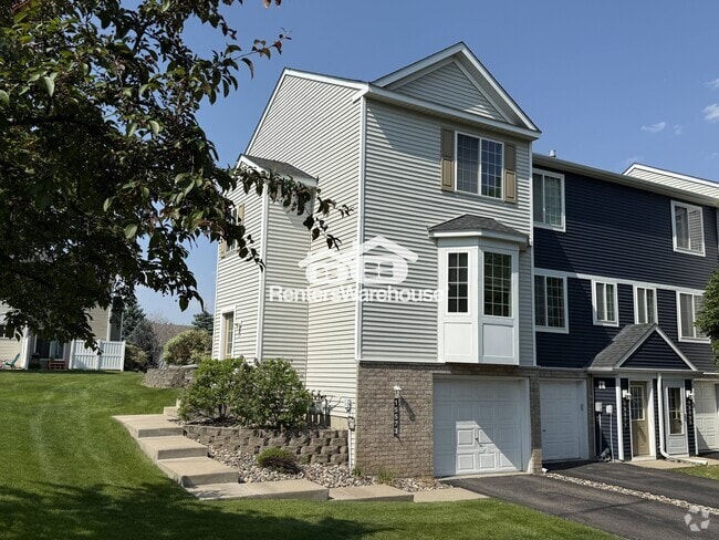 Building Photo - 15573 Flight Way Rental