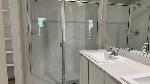 Photo - 922 Rosemary Hl Dr