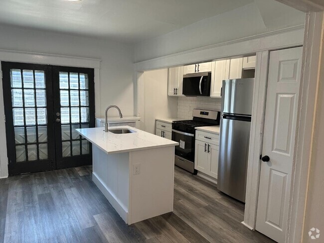 Building Photo - 5332 Turner St Rental