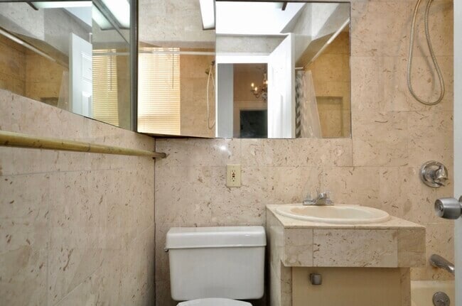 Photo - 261 Beacon St Unit 3