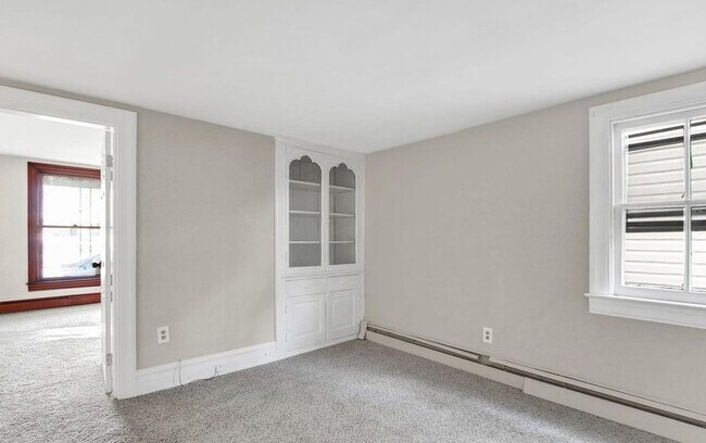 Photo - Bright 1 Bedroom Apartment in Dallastown!