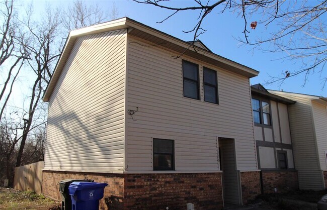 Photo - 2336 Heatherfield Ln