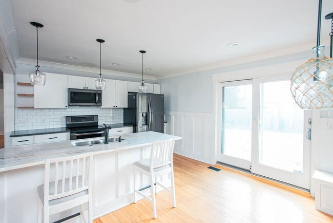 Photo - 2513 Beaufort Ave