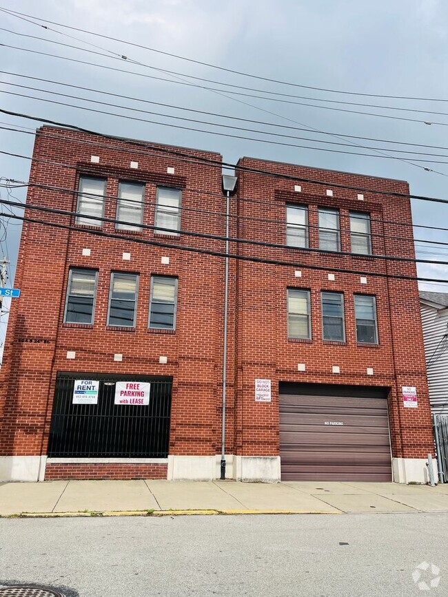 Building Photo - 104 S 24th St Rental