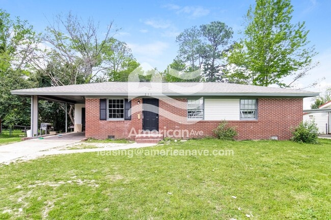 Building Photo - 211 Stevens St