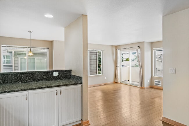 Photo - 8619 Delridge Way