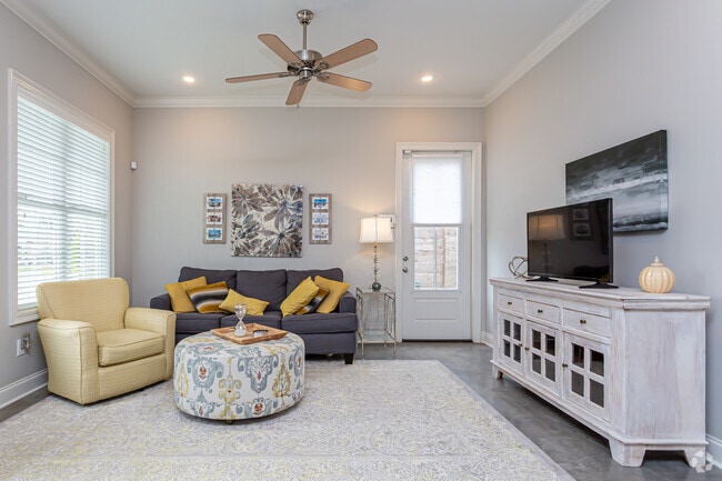 2 BR, 2 BA - 982 SF