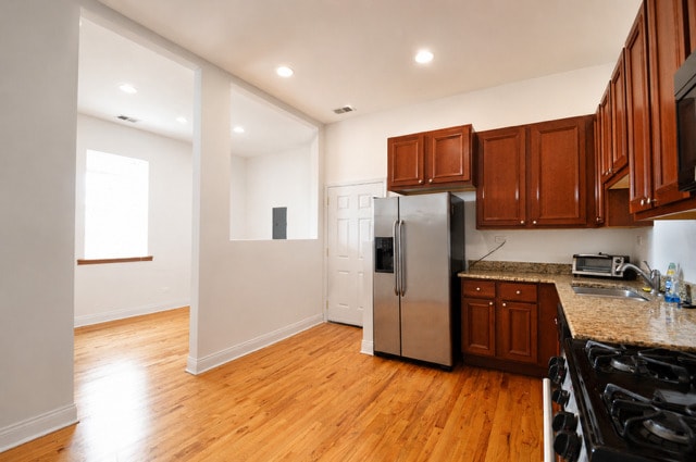 Photo - 2335 W Lake St Unit 3R