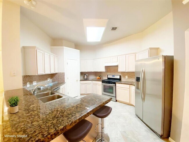 Photo - 17908 Madden Dr