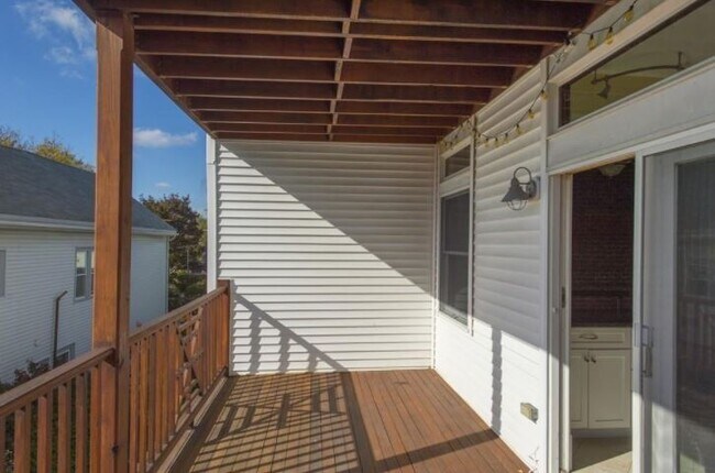 Photo - 116 Perkins St Unit 2